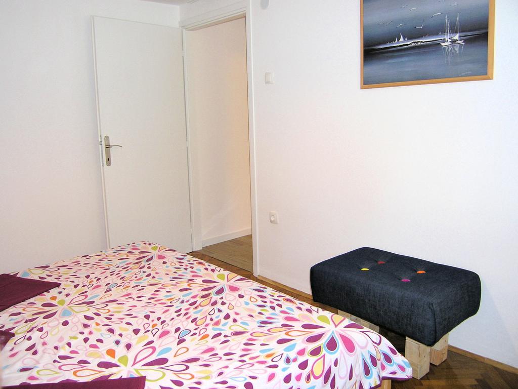Apartments Ines Krk Town Esterno foto