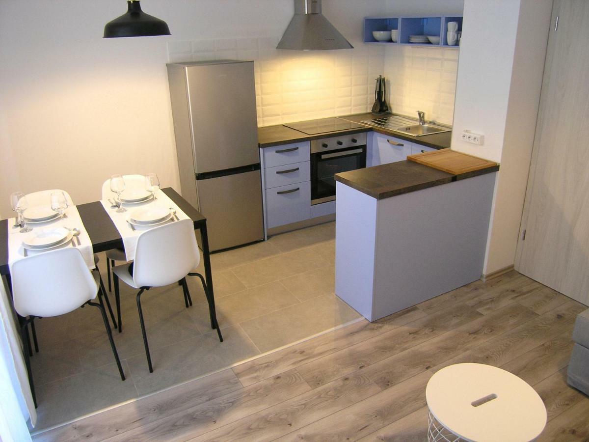 Apartments Ines Krk Town Esterno foto